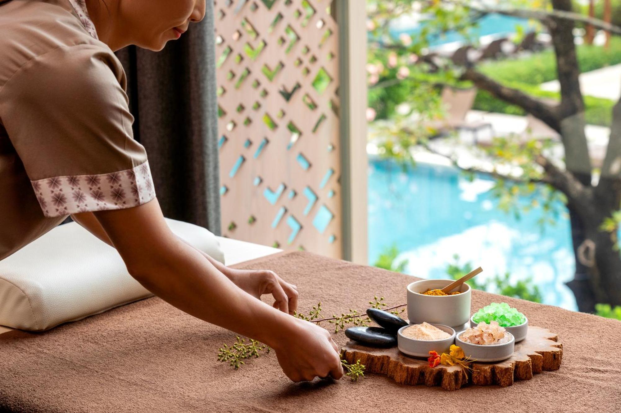 Villa Deva Resort & Hotel Банкок Екстериор снимка